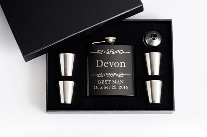Groomsmen Gifts: Engraved Flask Set 