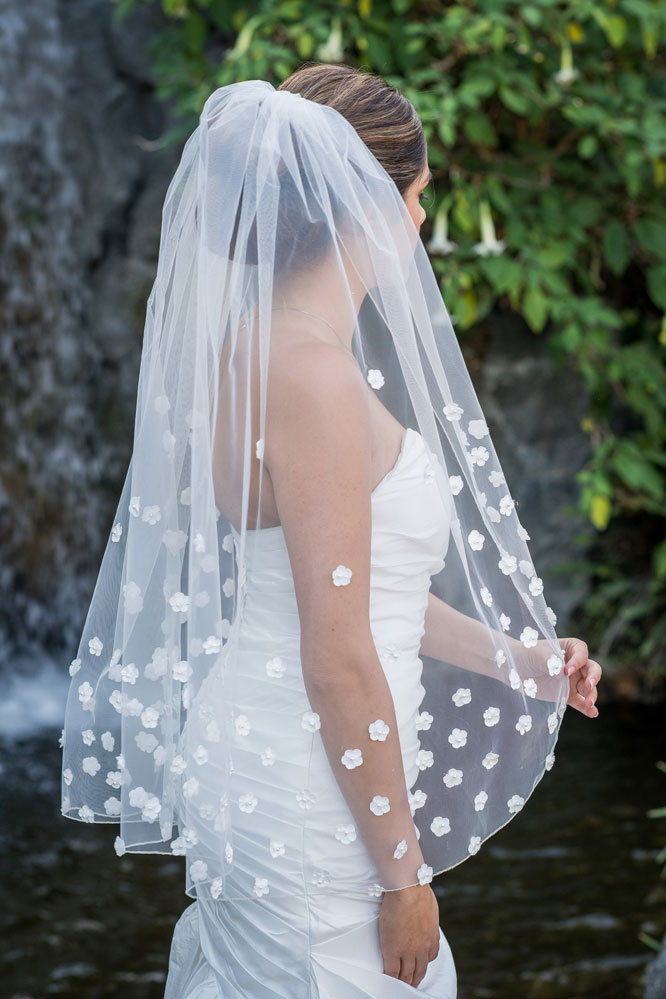 Zveil Bridal Accessory